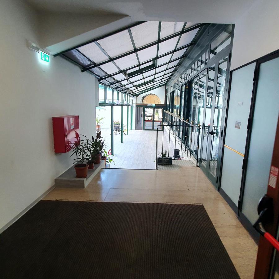 Hotel Perla Massa Lombarda 外观 照片