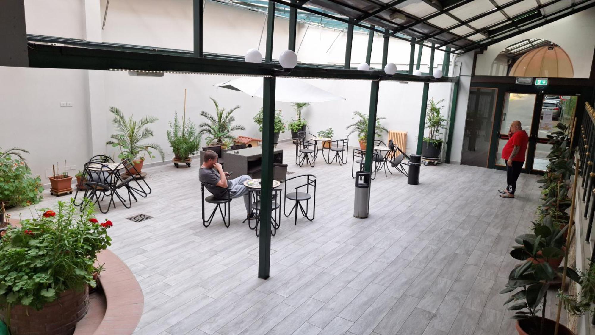 Hotel Perla Massa Lombarda 外观 照片