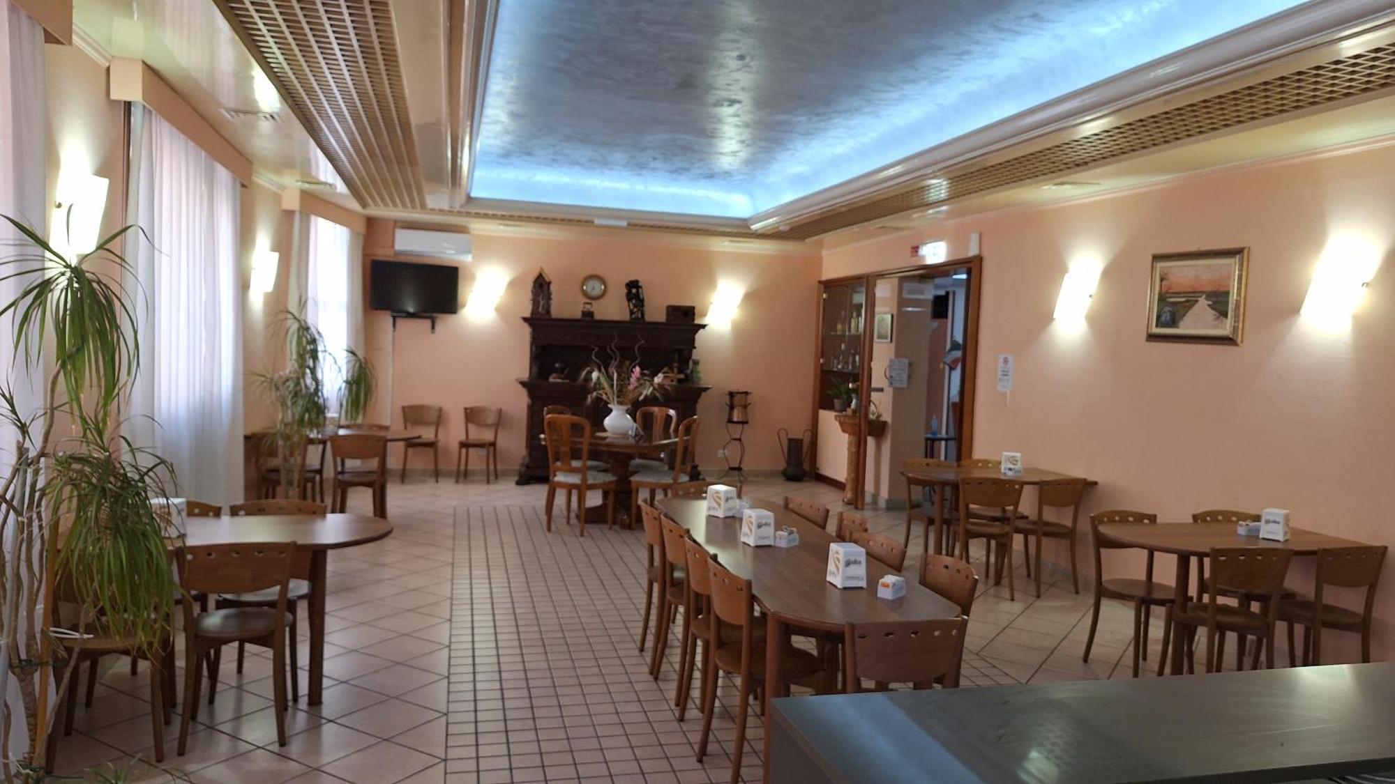 Hotel Perla Massa Lombarda 外观 照片